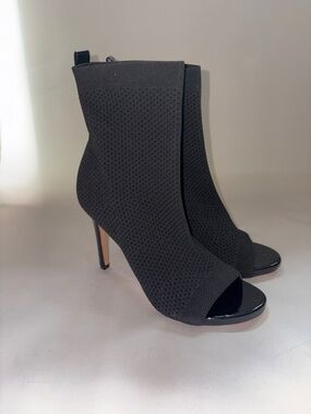 Catherine Malandrino Black Open-Toe Knit Stiletto Booties Size 8